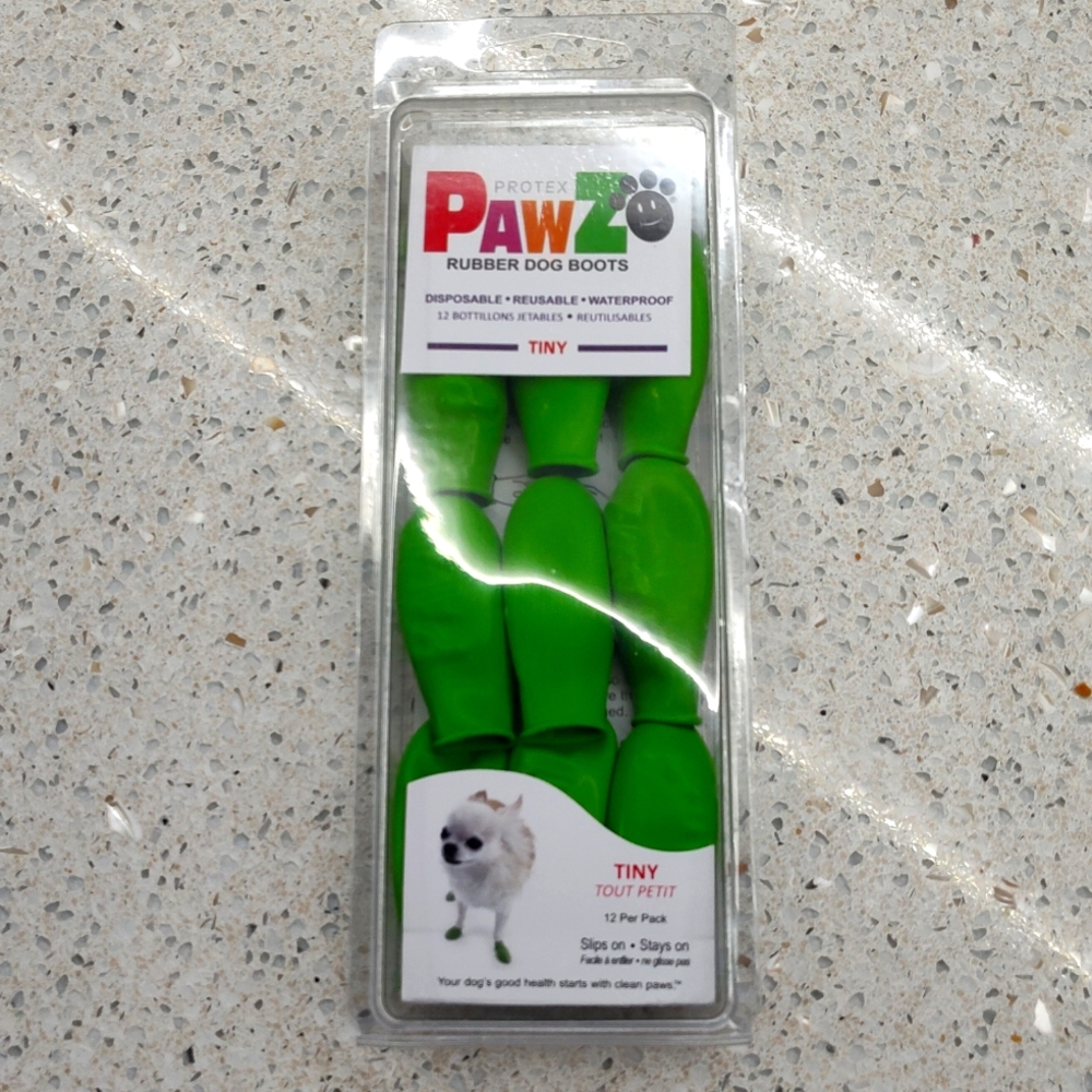Pawz rubber dog boots 👢👢